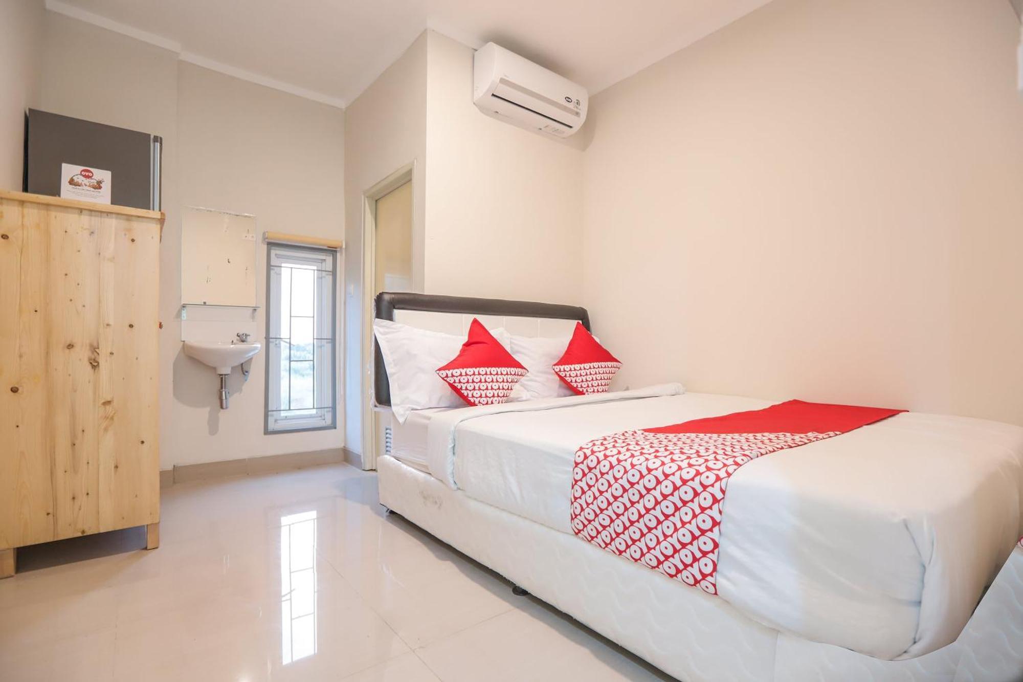 Oyo 387 Alfa Guest House Tegal  Exteriér fotografie