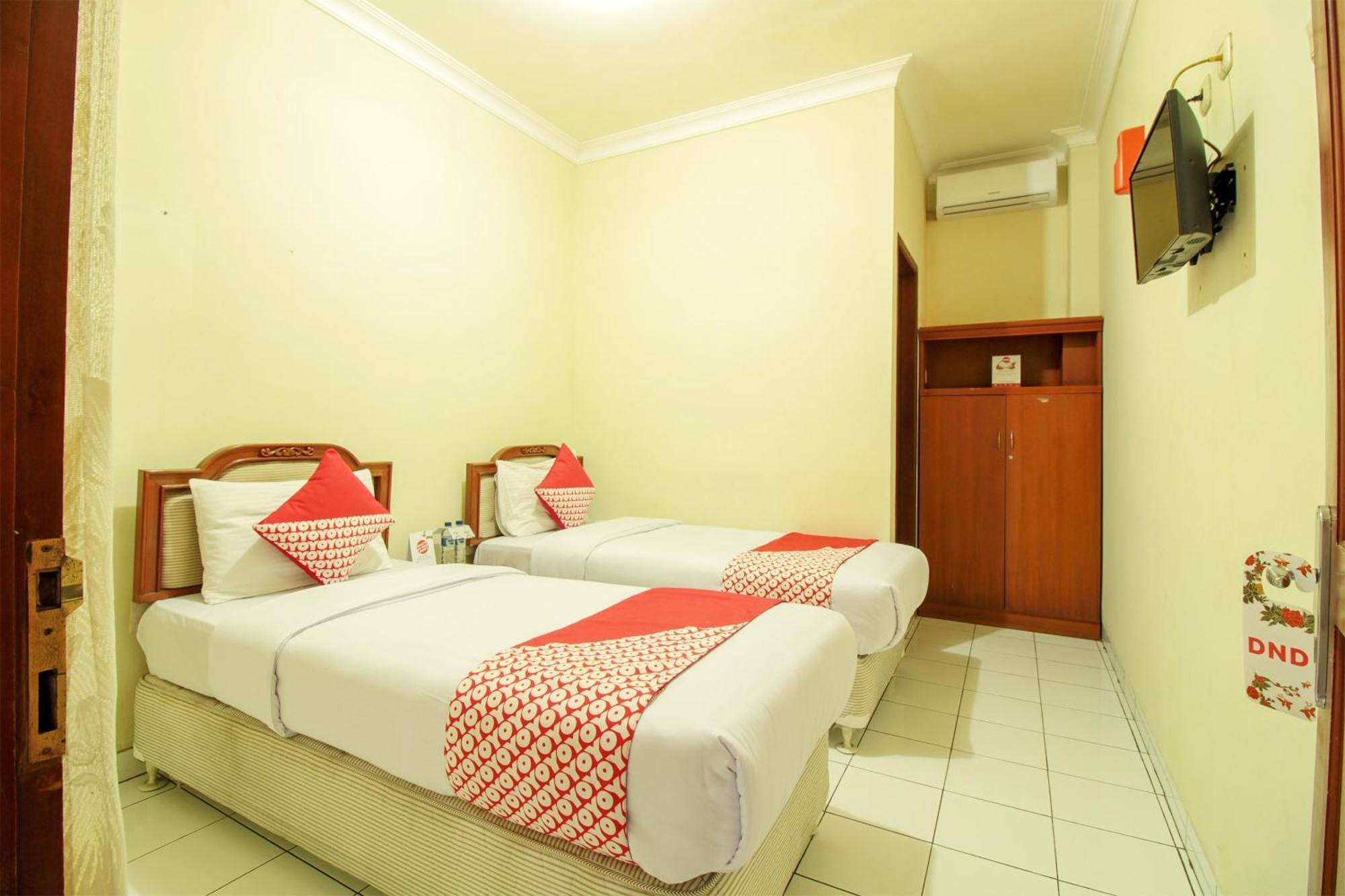 Oyo 387 Alfa Guest House Tegal  Exteriér fotografie